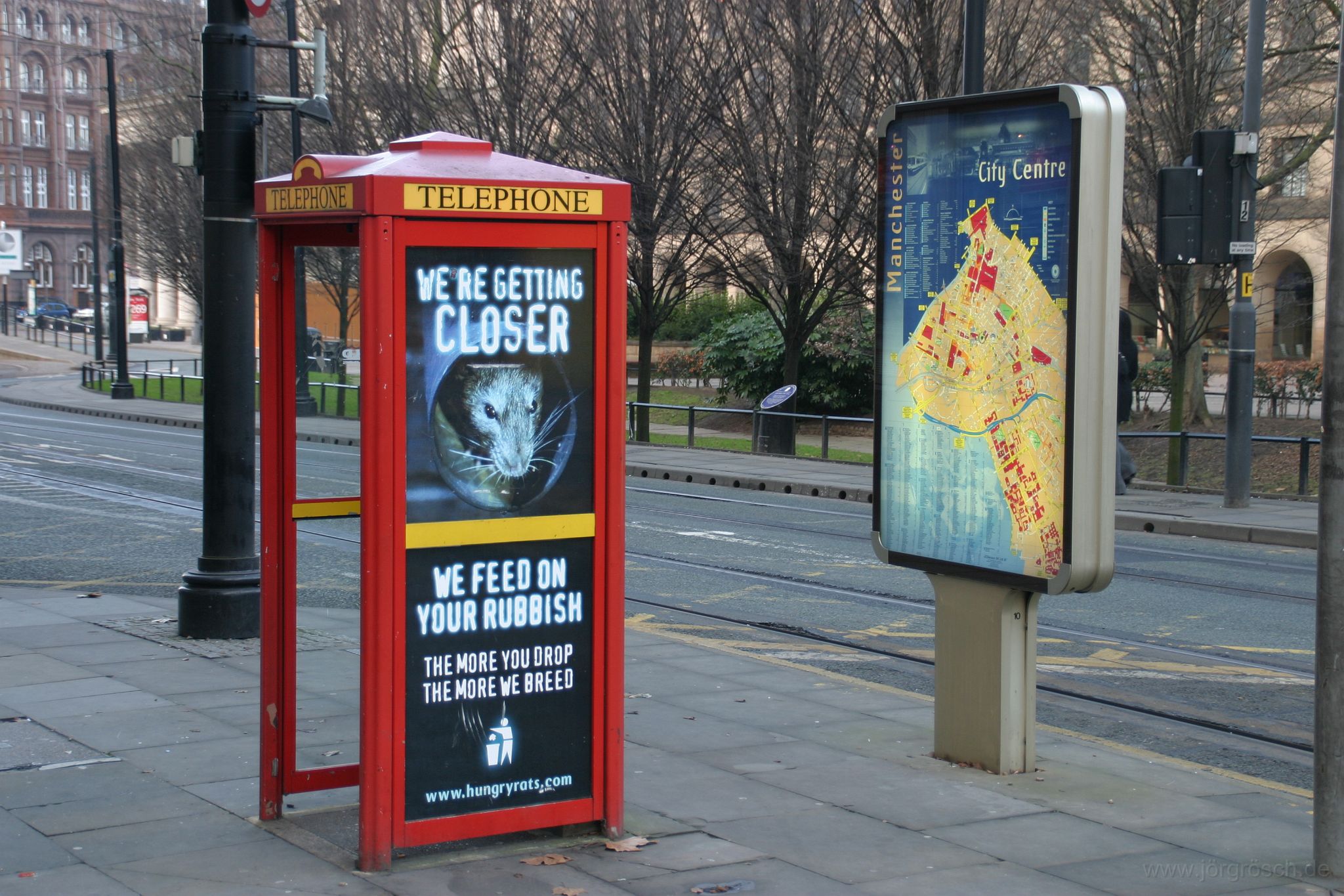 200601 manchester.jpg - Rattenwerbung in Manchester